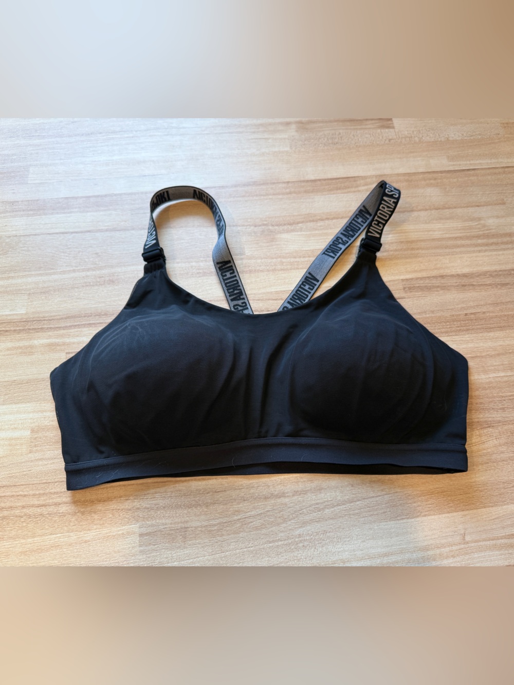 Victoria's Secret Sport Black Incredible Lightweight Bra